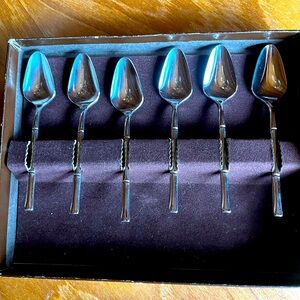 Demitasse spoons